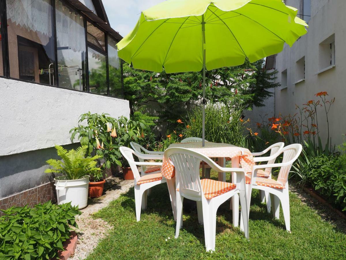 Hoffman Apartment Balatonszarszo Εξωτερικό φωτογραφία