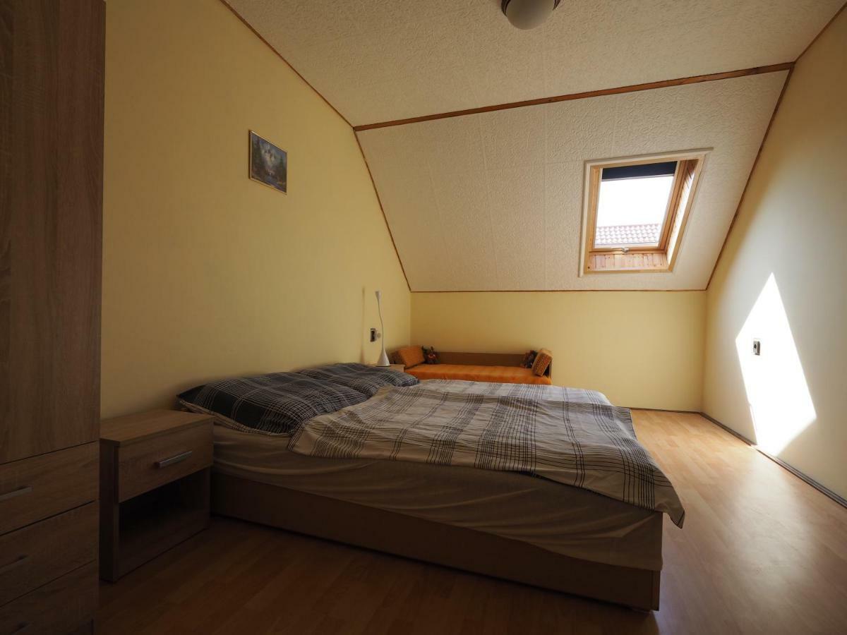 Hoffman Apartment Balatonszarszo Εξωτερικό φωτογραφία